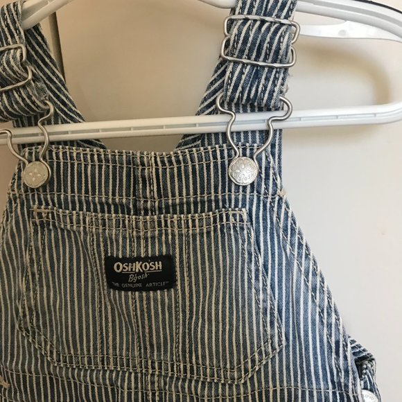 🎉2/$30 SALE Osh Kosh Stripe Short Overalls - 12 M - Picture 2 of 3